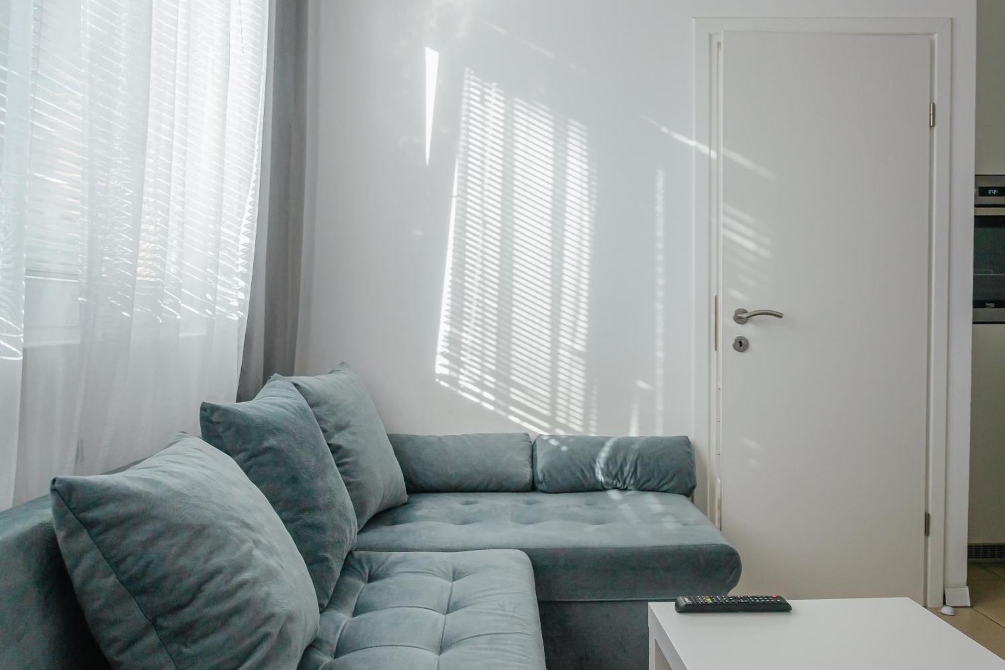 One-bedroom In The Center Of On A Quiet Street 5 Minutes To The * Budva